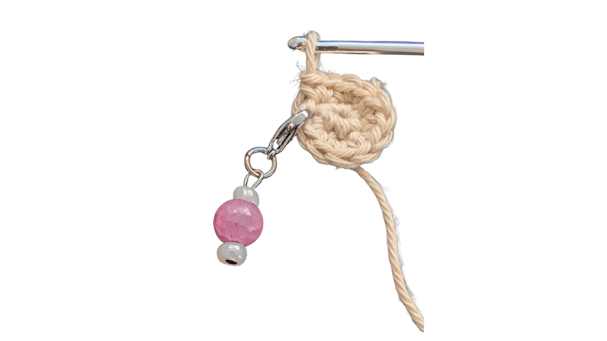 Set de Marqueurs de Mailles Premium : Chat Tissé & Perles Rose et Blanc